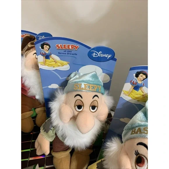 6 Walt Disney Snow White Seven Dwarfs Stuffed‎ Plush NEW On Card 11 Inch - Picture 5 of 8